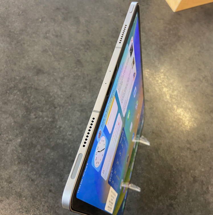 iPad Pro 12.9” (6th Gen) 256GB – Space Gray | Cellular