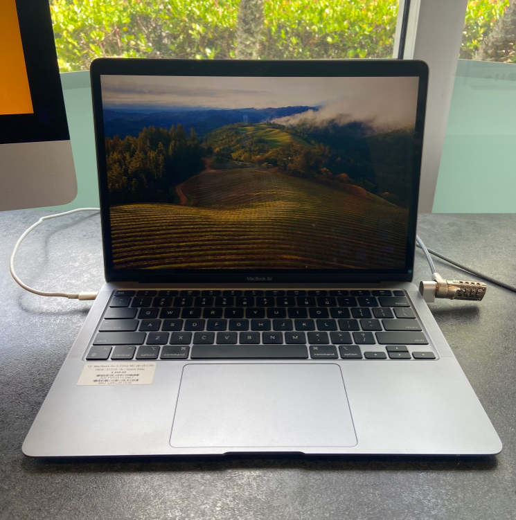 13β MacBook Pro M1 (L20) 16GB / 512GB β Space Gray