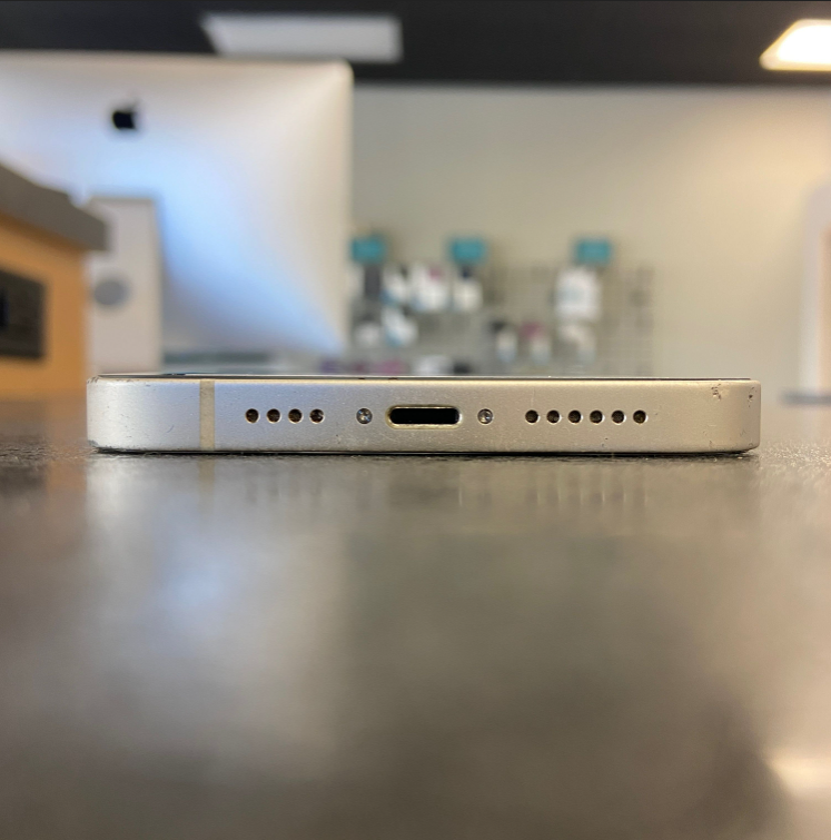 Apple iPhone 14 Plus – 128GB – Starlight – Unlocked