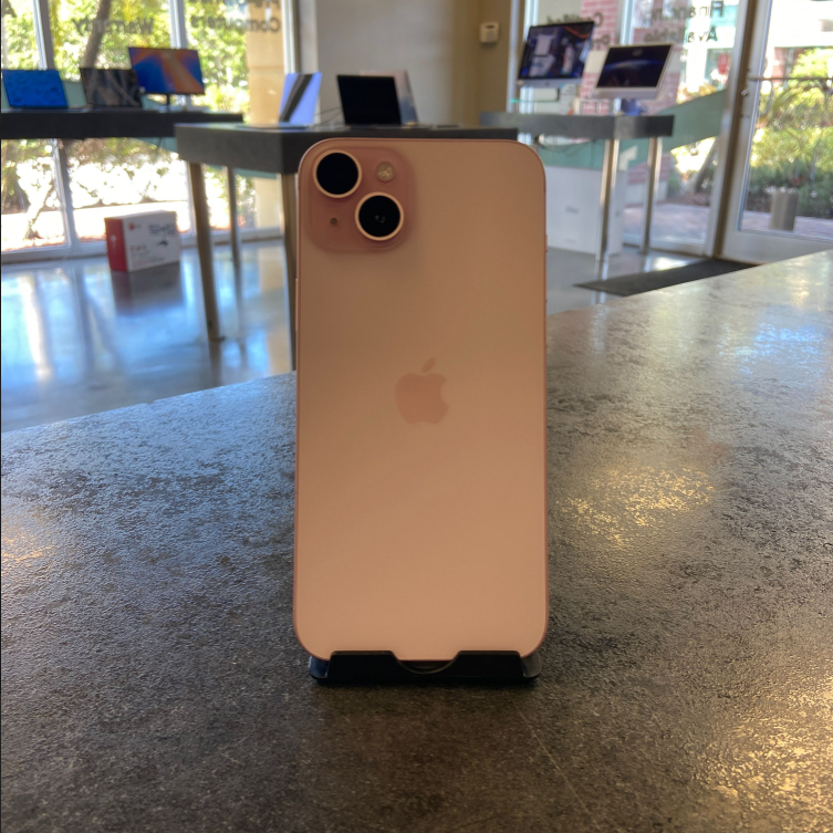 Apple iPhone 15 Plus – 128GB – Pink – Unlocked