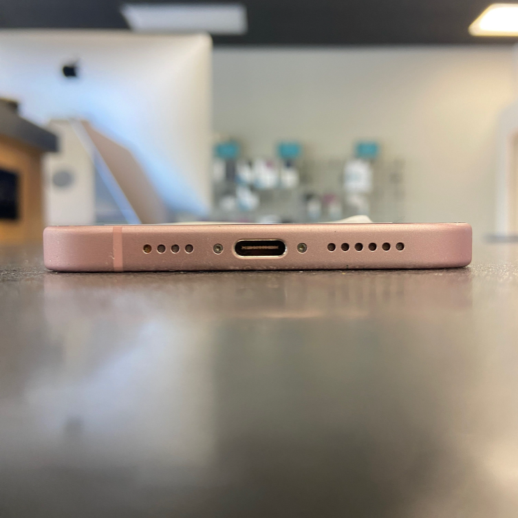 Apple iPhone 15 Plus – 128GB – Pink – Unlocked