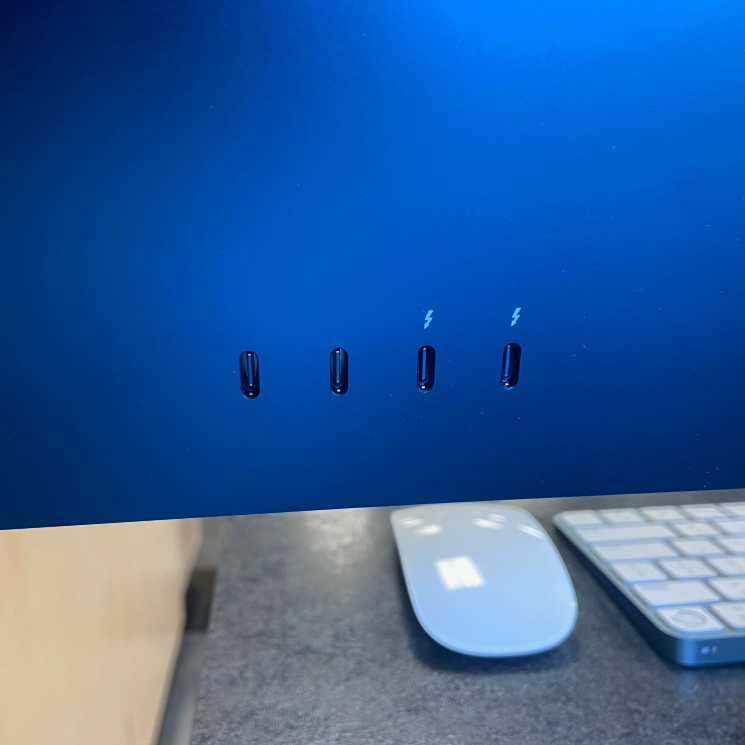 Apple iMac 24” – M3 – 8GB / 256GB – Blue