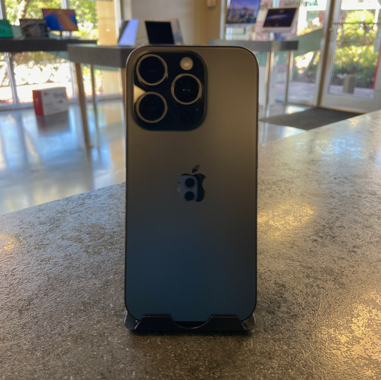 Apple iPhone 15 Pro 128GB – Black