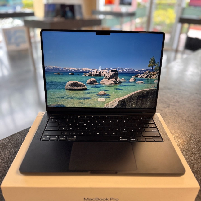 14” Apple MacBook Pro M4 Pro (L24) 24GB / 512GB 16-Core GPU Space Black/ 5 battery cycles / Apple Care until 11/2026!