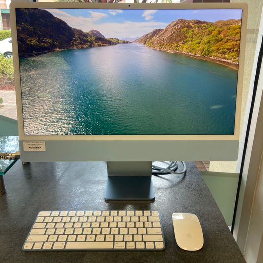 Apple iMac 24” – M3 – 8GB / 256GB – Blue